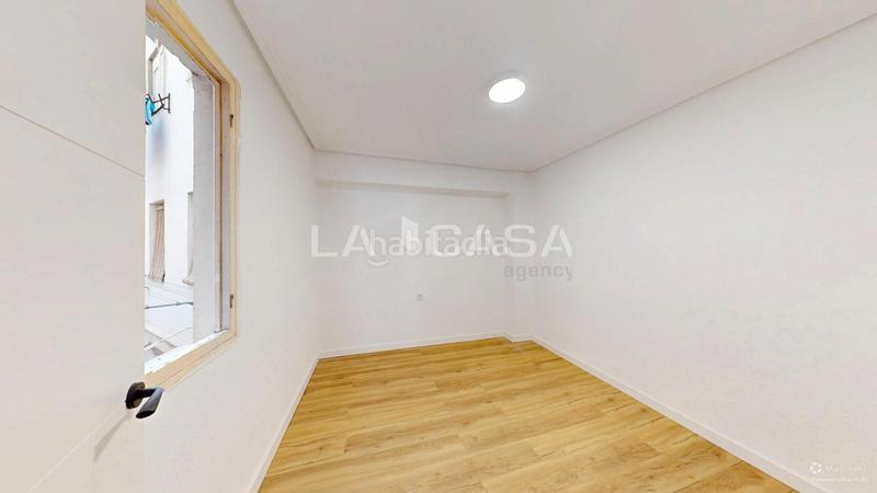 Foto d49ea17a-3126-4c22-92d7-35506b6e7d21. Appartement dans Natzaret Valencia
