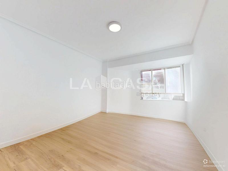 Foto d9e11936-8223-4e45-96c2-c05ba68dde8f. Appartement dans Natzaret Valencia