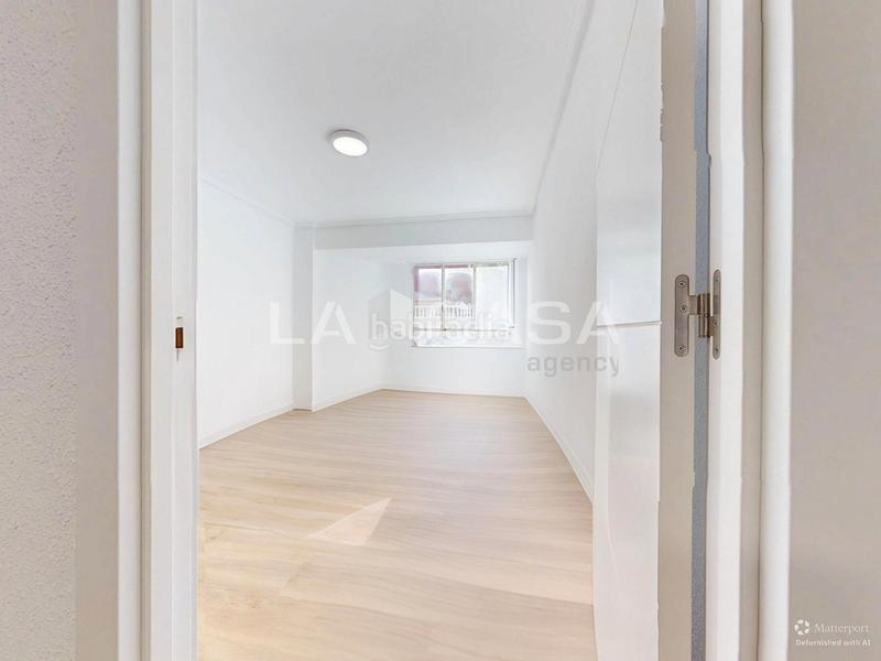 Foto e9b81e0c-18b3-4bae-b9af-ae69263ca879. Appartement dans Natzaret Valencia