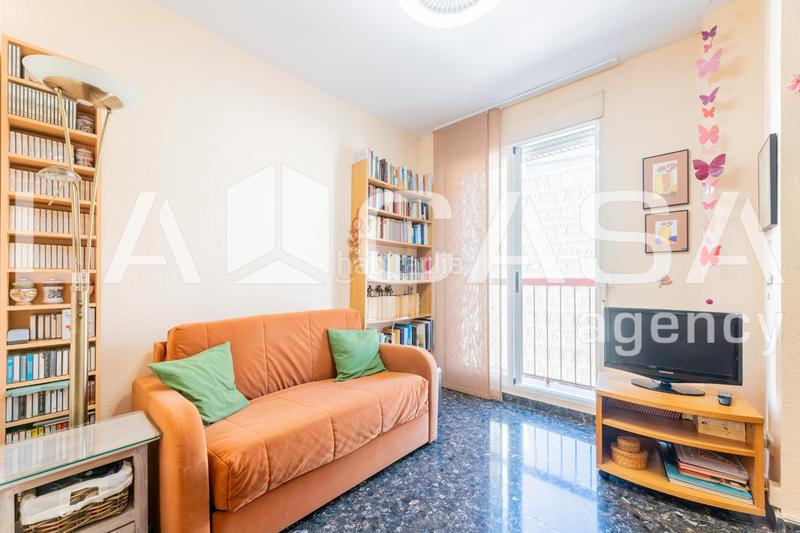 Foto 3deded48-6d79-4939-a061-d58991aeb96e. Appartement avec chauffage parking dans Aiora Valencia