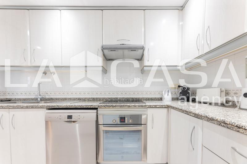 Foto 9bf3c8dd-9471-444b-b17d-772db484fc0a. Appartement avec chauffage parking dans Aiora Valencia