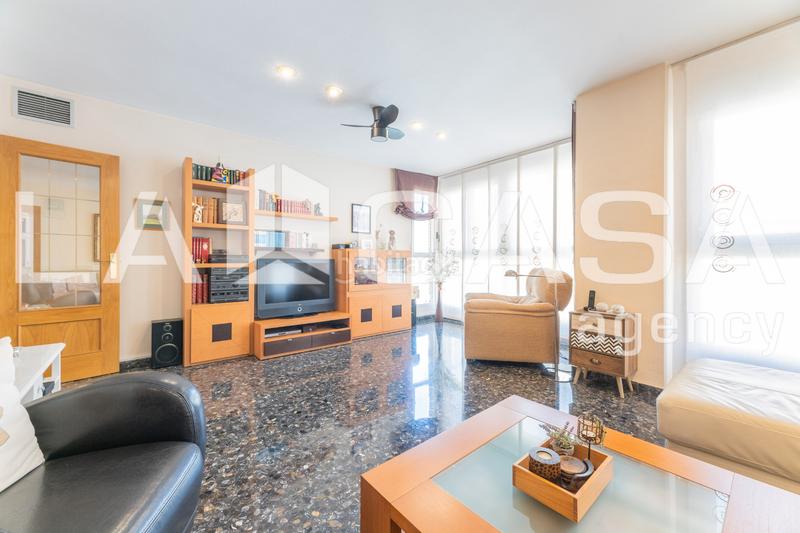 Foto ea62123b-594f-483b-88ef-b27719289481. Appartement avec chauffage parking dans Aiora Valencia