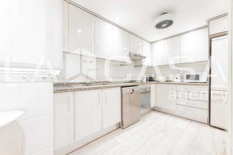 Foto f4f1e556-3b4c-488d-89e1-339bd720e39e. Appartement avec chauffage parking dans Aiora Valencia