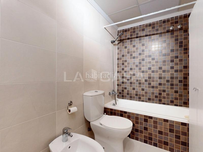 Foto 38810487-f2ae-43c2-b092-a69aaf829bef. Flat with heating in Aiora Valencia