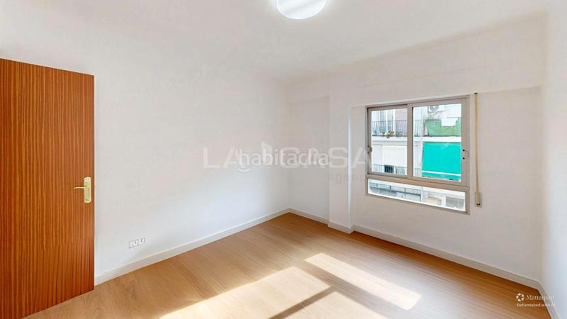 Foto cd1e30aa-6375-4936-ae0f-e7f754c6efc8. Flat in Aiora Valencia