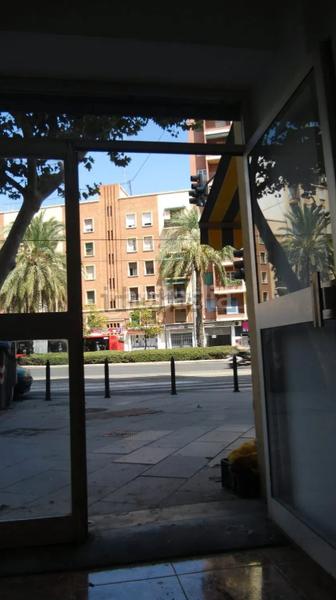 Foto e4f72406-c39e-4741-acc9-7ddeff9e650f. Local commercial dans Trinitat Valencia