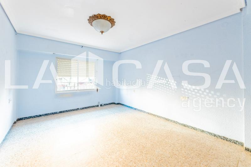 Foto 7f571fdb-b58d-4052-9e0c-815b6281e5b9. Pis a Ciutat Jardí Valencia