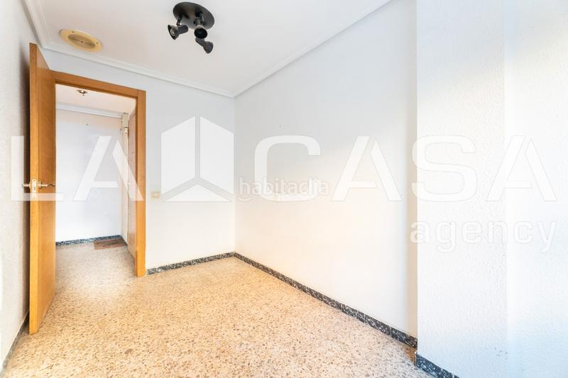 Foto 97b7ce61-1946-47f8-ad03-9da6f6a4e8e9. Pis a Ciutat Jardí Valencia