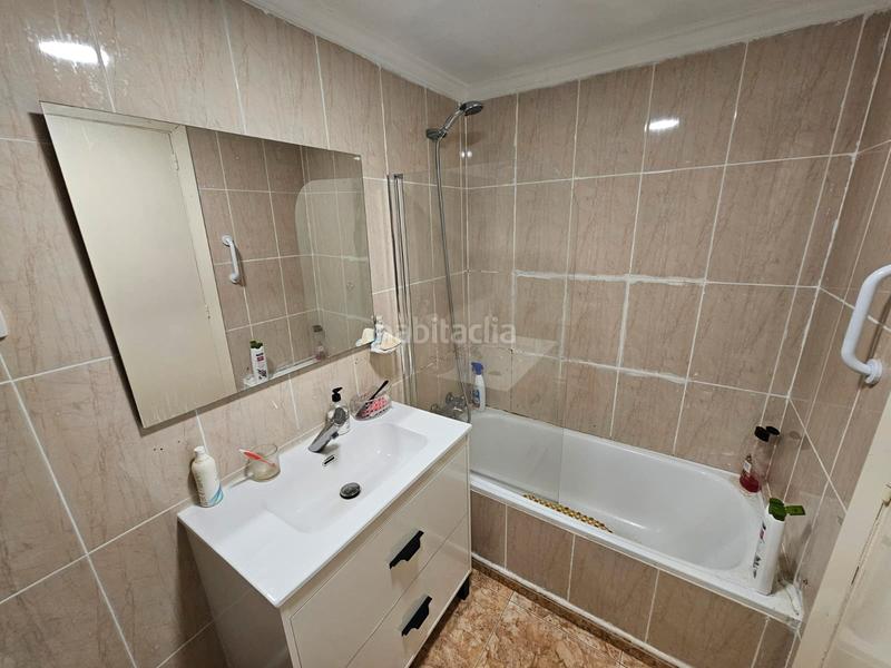 Foto 0182bed8-2eea-47b0-8c58-bf976f2e792c. Piso  en venta en calle de l'alguer en L´Illa Perduda Valencia