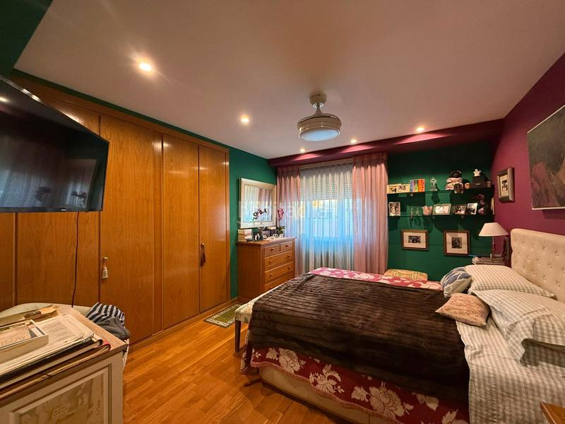 Foto 25eddd4a-dcb6-460f-984d-7a9c9ea6fe7a. Attique avec chauffage dans Gran Via Valencia