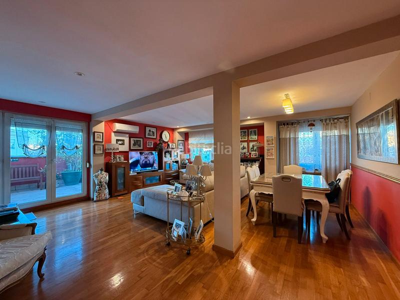 Foto 42c86434-038d-437e-a42c-74f494a8e2d4. Attique avec chauffage dans Gran Via Valencia