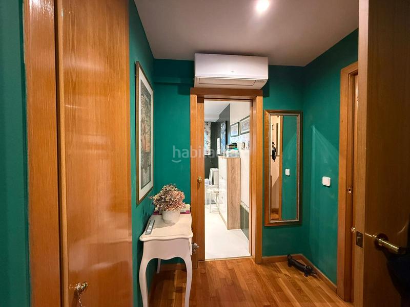 Foto d35665ea-c262-4785-a80f-87e982c36871. Attique avec chauffage dans Gran Via Valencia