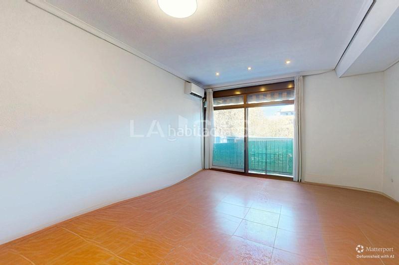 Foto c902c966-9001-4345-a19c-e70cdc48caa5. Appartamento in Camí Fondo Valencia