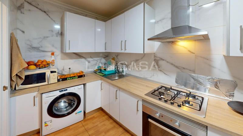 Foto f9db5cd4-747f-4145-9d68-edaf41bf9391. Appartamento in Camí Fondo Valencia