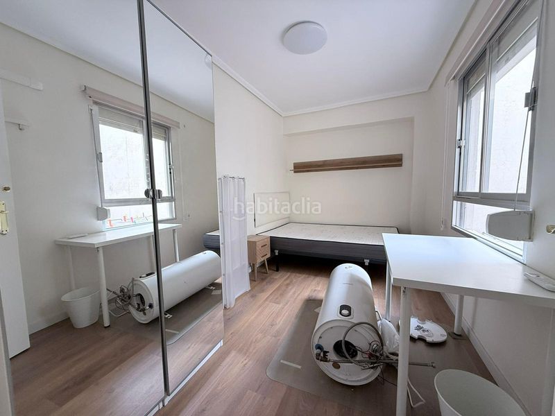 Foto 47b70832-c153-41a5-bf2c-310925c78a2d. Pis a Malva Rosa Valencia