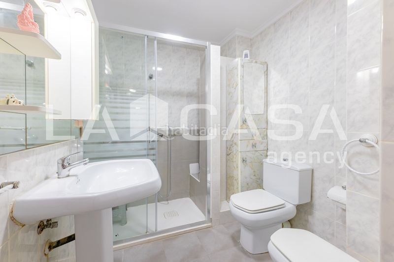 Foto d5d64cd9-072f-44eb-9cfd-e9b35ab5ba87. Pis a Trinitat Valencia