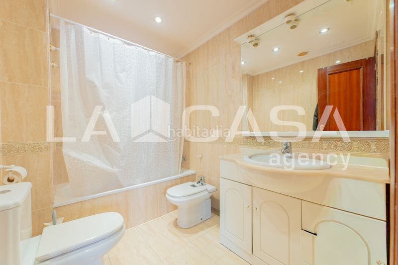 Foto a8c4466d-d63d-4983-9c6c-4bd8401bbd48. Pis a Tormos Valencia