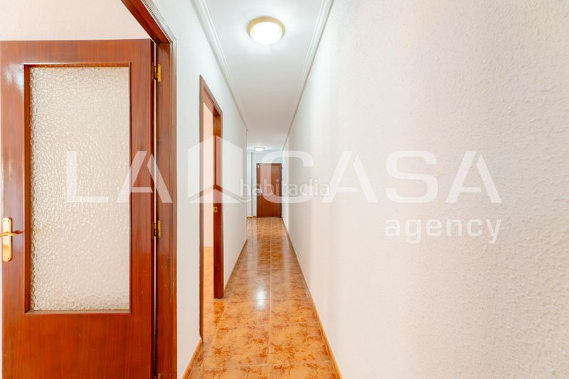 Foto 1362e9dd-d3ed-4c7a-8d22-3327787be769. Pis a L´Amistat Valencia