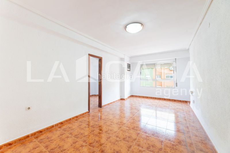 Foto 42801640-466a-4354-8925-0f4c4a0f747b. Pis a L´Amistat Valencia