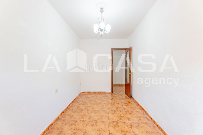 Foto 4b0d5179-a676-4abe-b38c-a2ab10258b9e. Pis a L´Amistat Valencia