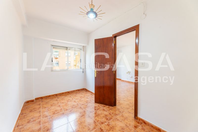 Foto 511e890b-fb16-4a05-bf57-d6271e3558f3. Pis a L´Amistat Valencia