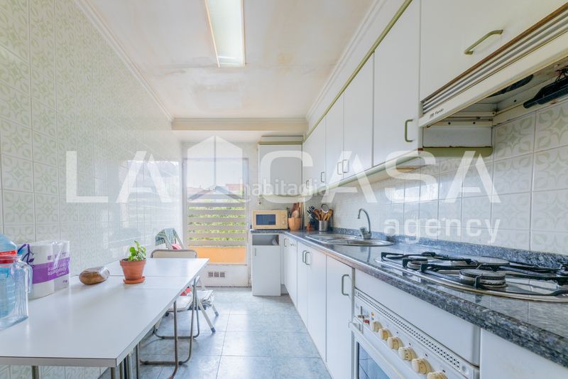 Foto 093dd7f0-2baf-43a0-a712-598a60d23645. Pis amb calefacció aparcament a La Carrasca Valencia