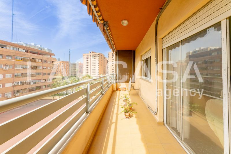 Foto 2728b46b-92b0-4c6d-829c-ba5a0034ef0b. Pis amb calefacció aparcament a La Carrasca Valencia