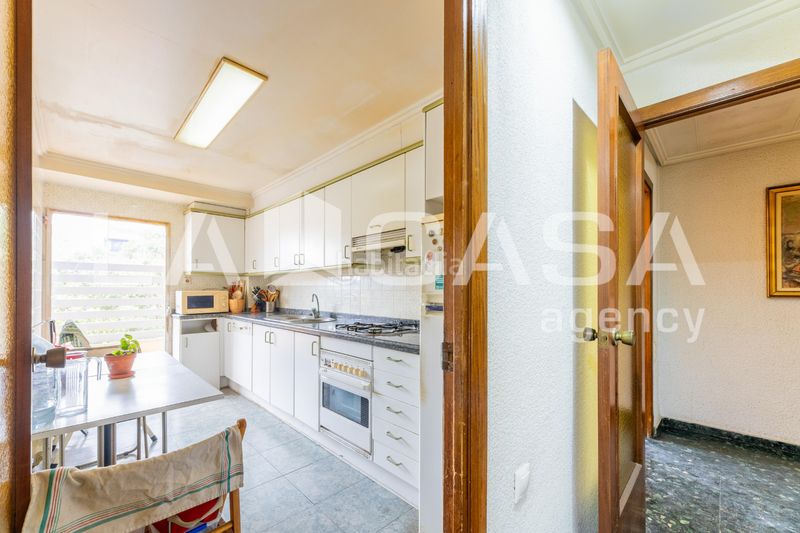 Foto c68ef9ad-385e-4546-84d5-fb80dc36b688. Pis amb calefacció aparcament a La Carrasca Valencia