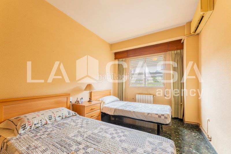 Foto da48c1ce-8a16-42e6-bd9e-a94df8c50841. Pis amb calefacció aparcament a La Carrasca Valencia