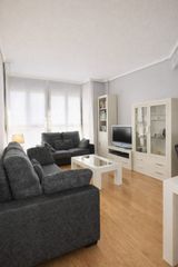 Etagenwohnung  Calle de josé aguilar. Piso en venta en calle josé aguilar