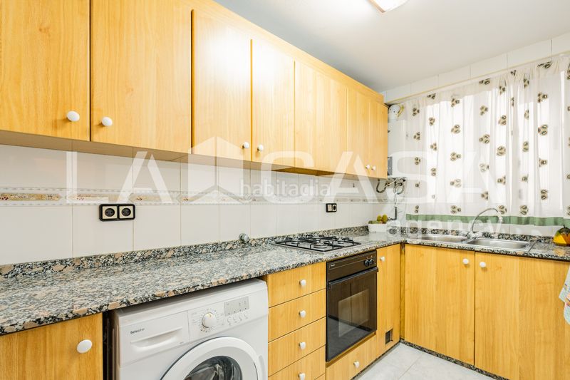 Foto af0db491-7442-4c65-955c-5e32803c255a. Pis a La Bega Baixa - Plaza Xúquer Valencia