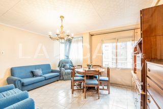 Pis  Avinguda de blasco ibáñez. Piso en venta en avenida de blasco ibáñe