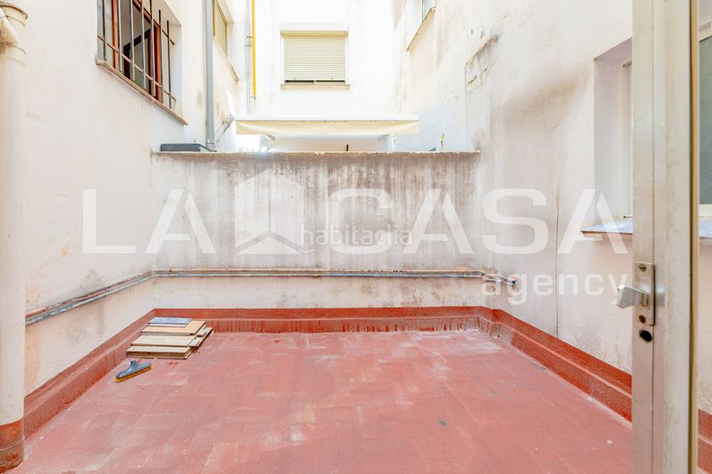 Foto e3d7f5a1-1dc1-4238-8718-3cdd8457ce48. Pis a Ciutat Jardí Valencia