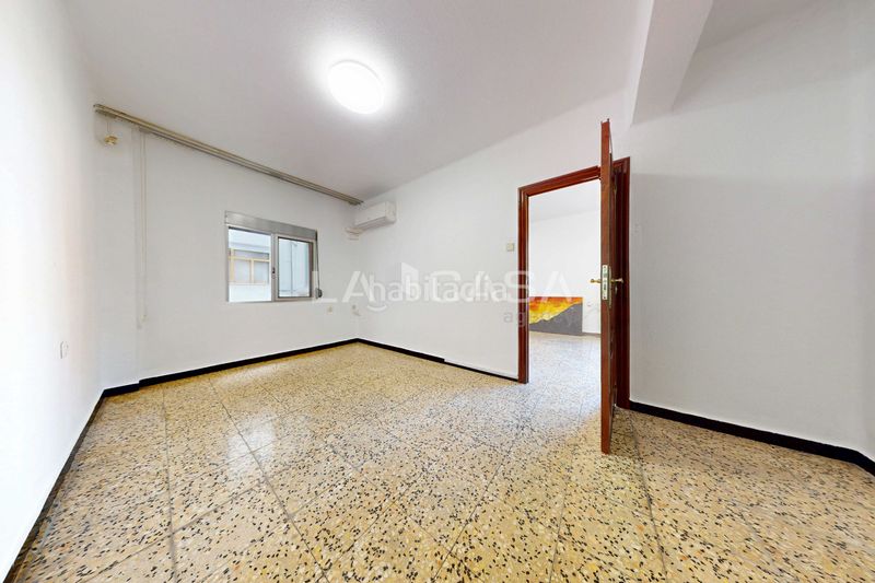 Foto 10b4daf8-9d67-485f-a07a-7f98a86b18ad. Pis a La Creu del Grau Valencia