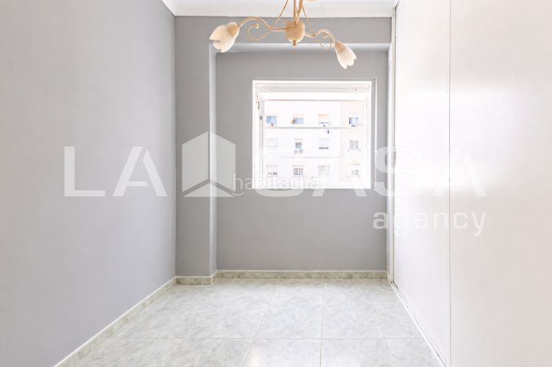 Foto f4264b94-1232-4e83-9e85-7a50ff018113. Pis a Beteró Valencia