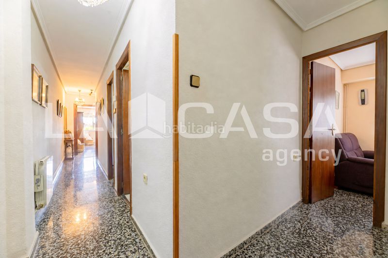 Foto d33fe10c-72aa-4e01-ab8c-e9124b366801. Pis amb aparcament a Els Orriols Valencia