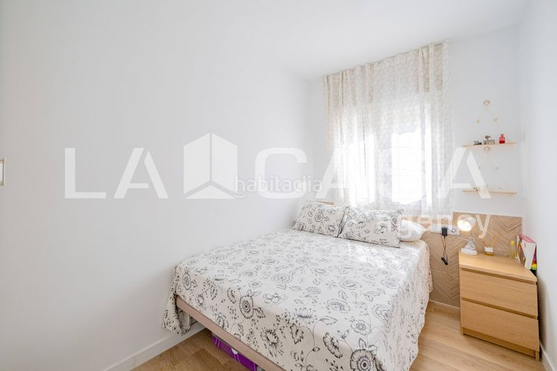 Foto 6c1cc9c2-ac64-4fb5-8442-132c2e356377. Pis a L´Amistat Valencia