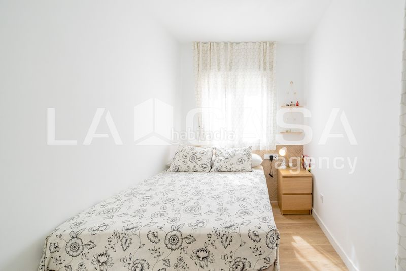 Foto f1173337-b324-4f2a-918f-d12a7965307f. Pis a L´Amistat Valencia