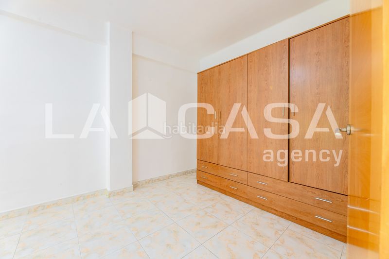 Foto 7a0d2079-75ac-45cf-bc04-b9fc96d8c958. Pis a carrer del poeta mas i ros 31 a Ciutat Jardí Valencia