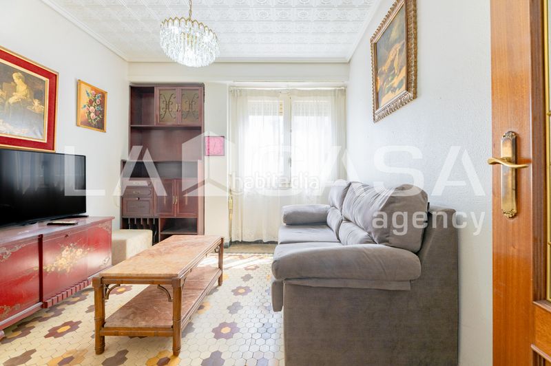 Foto 3df1098e-8427-4ee5-a16c-f0b25510875a. Pis a La Petxina Valencia