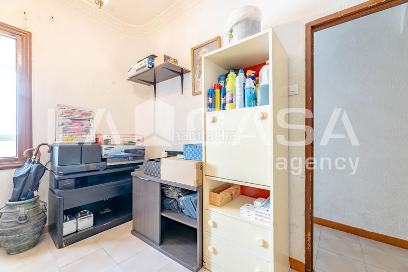 Foto a8abb434-67e2-4e69-8deb-b6bca7e9c9b2. Pis a Trinitat Valencia
