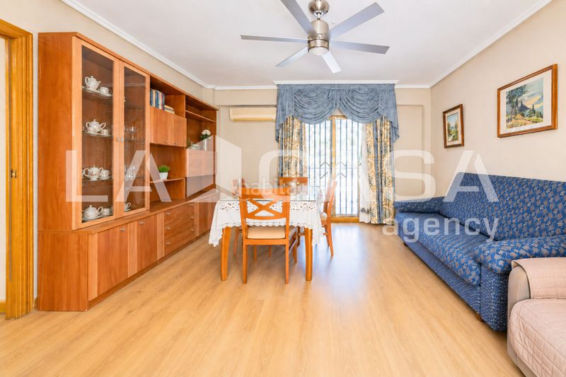 Foto 315f0acc-aa1e-4903-a086-381d77d40758. Pis a Aiora Valencia