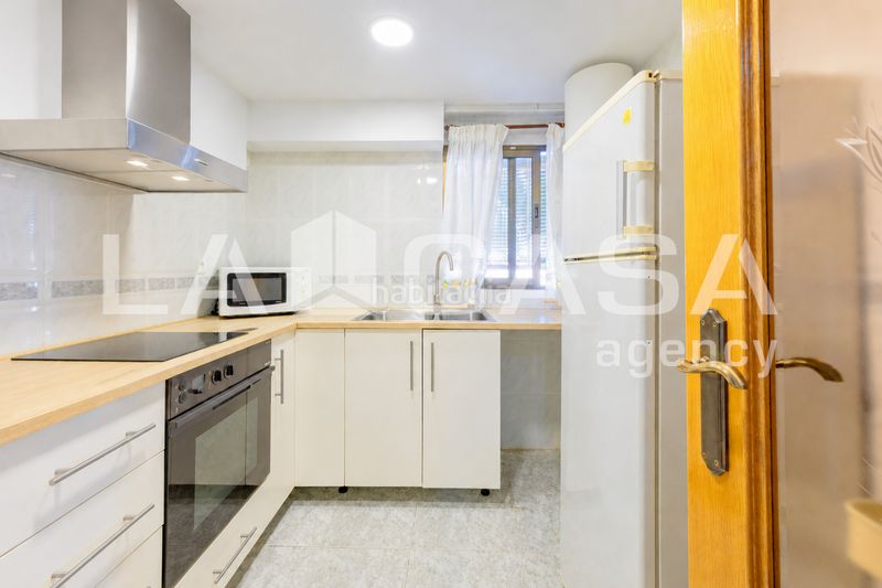 Foto f3317014-7a53-4302-b297-77ea78c33c91. Pis a Aiora Valencia