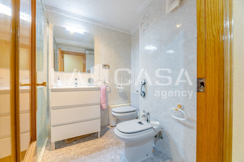 Foto b2ceaef2-90fc-43a2-8823-b649fd7c3750. Pis a Ciutat Jardí Valencia