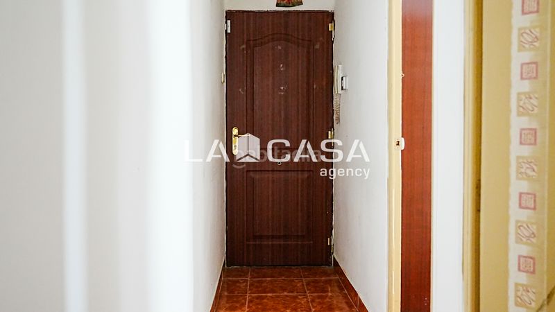 Foto 23651318-506a-4365-af54-a018c300db68. Pis a L´Amistat Valencia