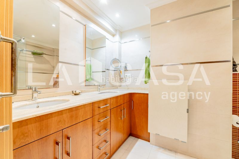 Foto a5b0c900-26d4-446f-a3ce-6adefd5ed750. Pis a Ciutat Jardí Valencia