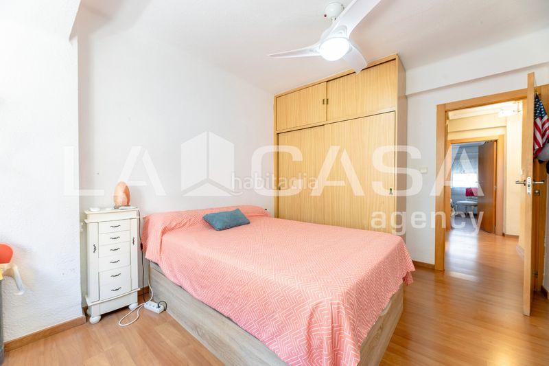 Foto f99ec11d-e4f2-47b0-a63b-a8f5ab7443f3. Pis a Ciutat Jardí Valencia