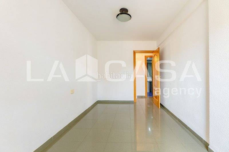Foto 28af2f65-0795-4f42-bc50-29f6b9959318. Pis a L´Amistat Valencia