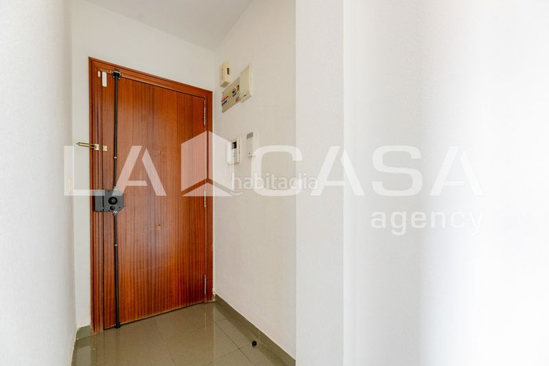 Foto 4e68e8ab-d317-4529-9ebf-46a277ae10d3. Pis a L´Amistat Valencia