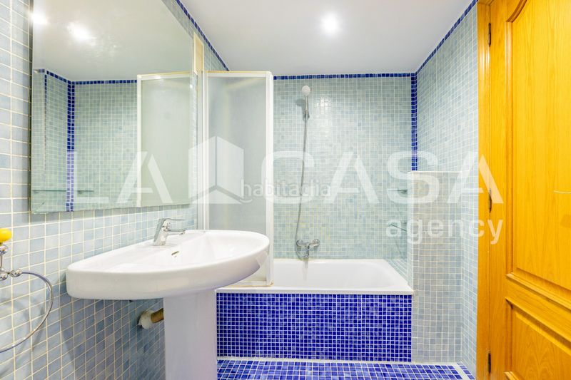 Foto 8ed77064-0add-4ae3-94fa-b51b0859166a. Pis a L´Amistat Valencia